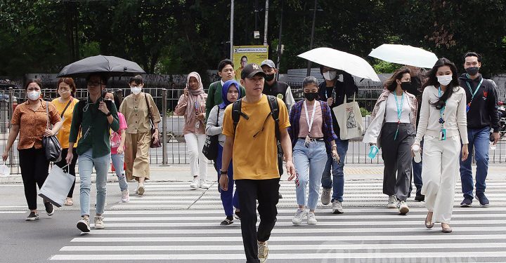 Cuaca di Jakarta dan wilayah sekitarnya terasa lebih panas dalam beberapa hari ini. Apa penyebabnya? FOTO | Dok. Tribunnews.com