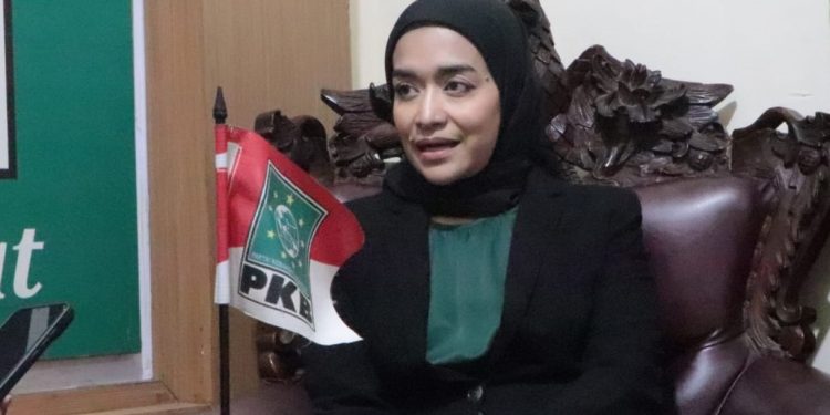 Artis Nana Mardiana, Nyaleg DPRD DKI Lewat PKB, Bertekad Perjuangkan Hak Perempuan dan Lindungi Remaja dari Bahaya Narkoba!   