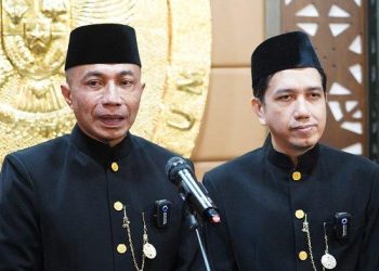 Komjen Pol (Purn) Dharma Pongrekun (kiri) dan Kun Wardana Abyoto (kanan) telah dinyatakan lolos syarat perorangan untuk ikut Pilkada Jakarta oleh KPUD Jakarta.  FOTO | Dok. istimewa