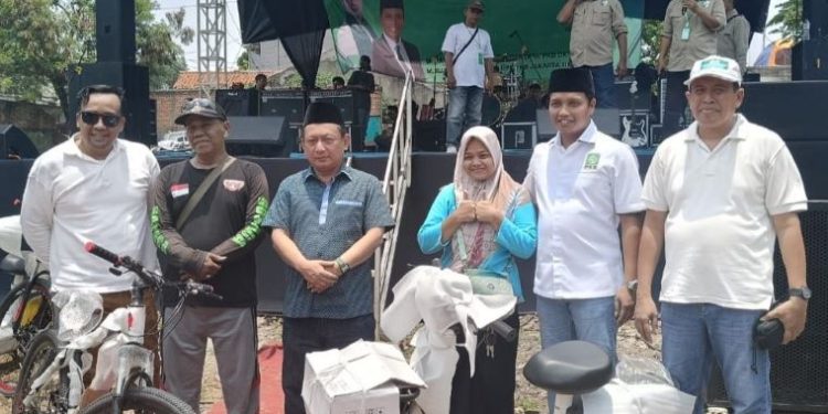 Banjir Hadiah di Syukuran Rakyat Bersama Sahabat Fuadi, Bukti PKB Tidak Lupa Pendukungnya