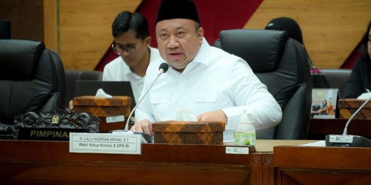 PKB Apresiasi Kenaikan Gaji Guru & Dosen, Tapi Ingatkan: Honorer Jangan Dilupakan!